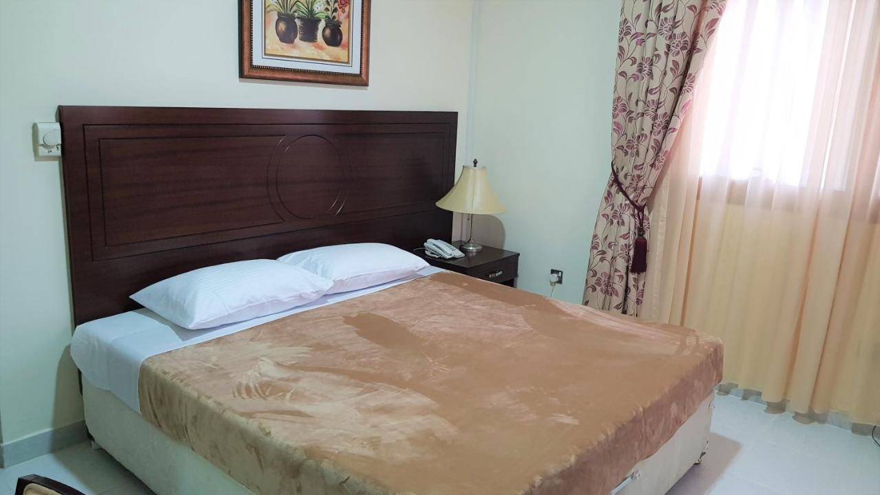 Ivory Hotel Apartments Абу-Даби Экстерьер фото