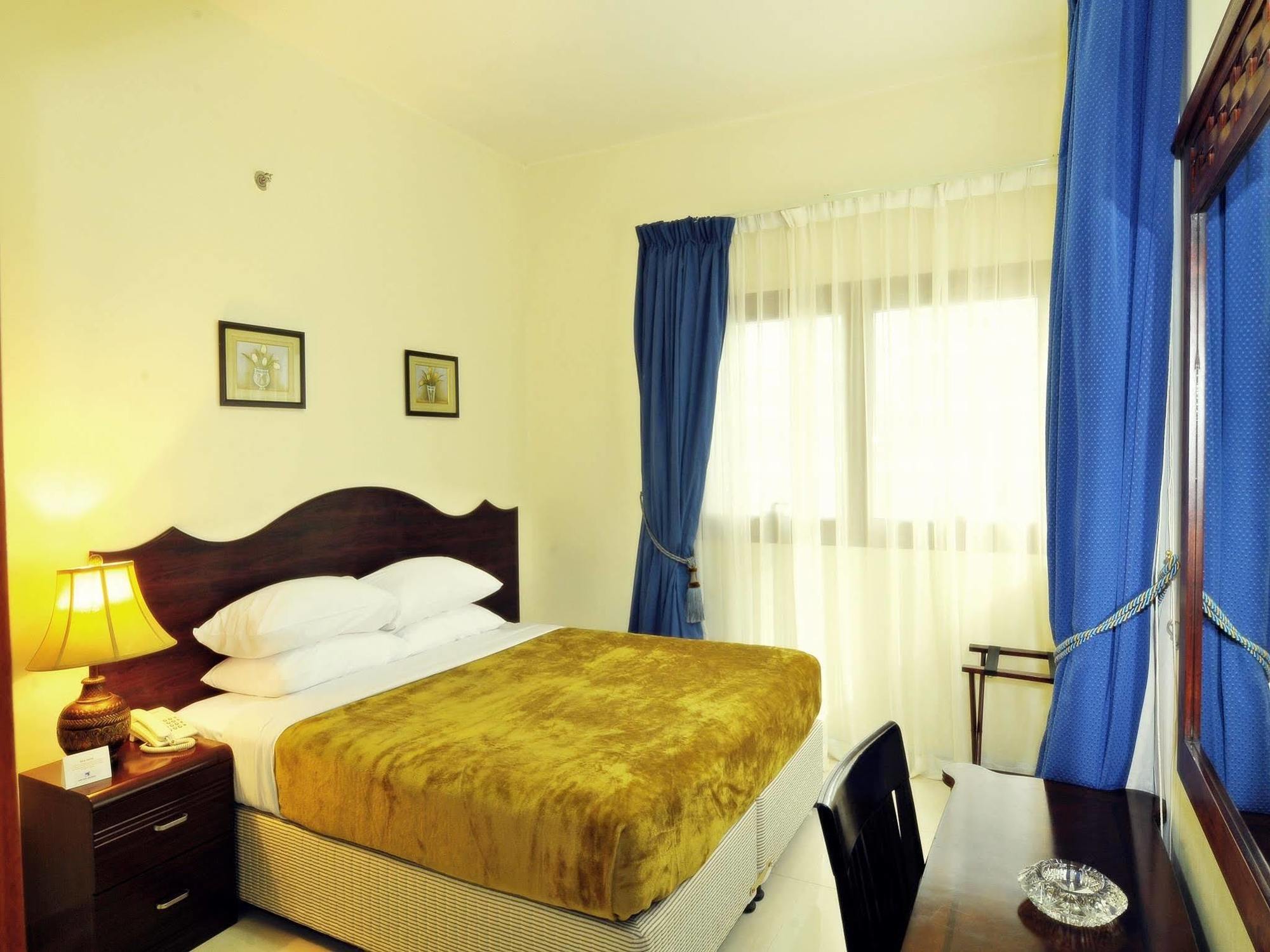 Ivory Hotel Apartments Абу-Даби Экстерьер фото